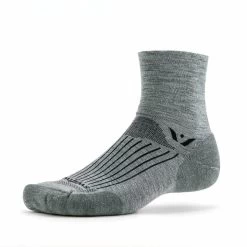 Swiftwick Pursuit Four Medium Socks